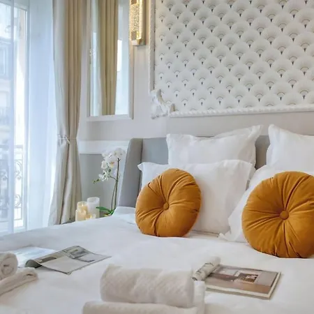 Parisian Gem: Heart Of The Latin Quarter- 2br Lift