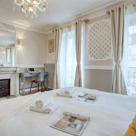 Parisian Gem: Heart Of The Latin Quarter- 2br Lift