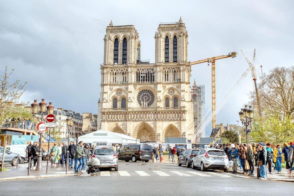 Parisian Gem: Heart Of The Latin Quarter- 2br Lift Appartamento Parigi