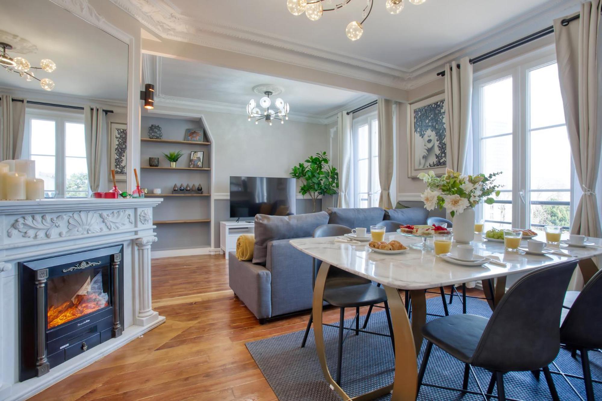 Parisian Gem: Heart Of The Latin Quarter- 2br Lift Appartamento