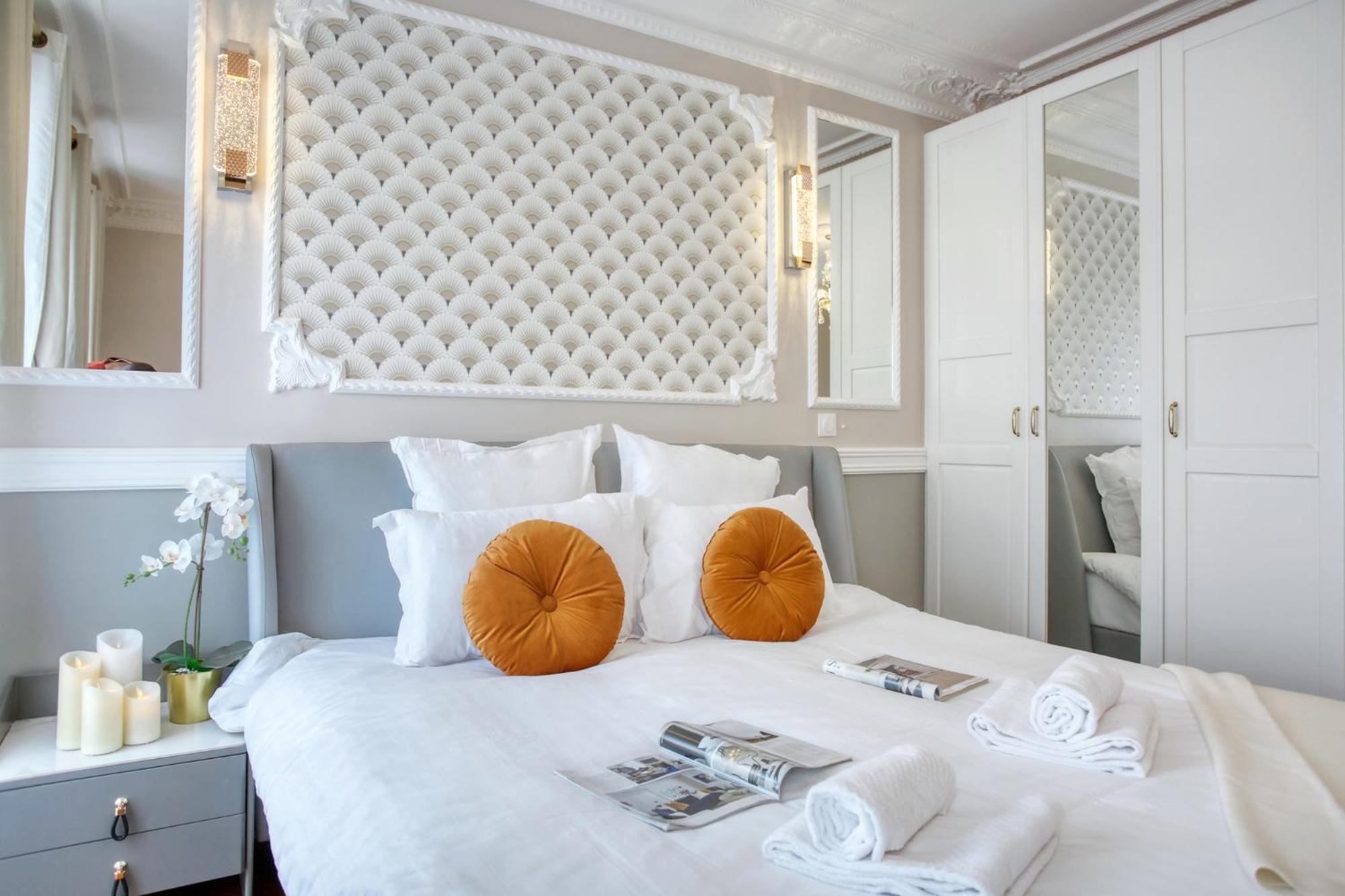 Parisian Gem: Heart Of The Latin Quarter- 2br Lift Appartamento Parigi